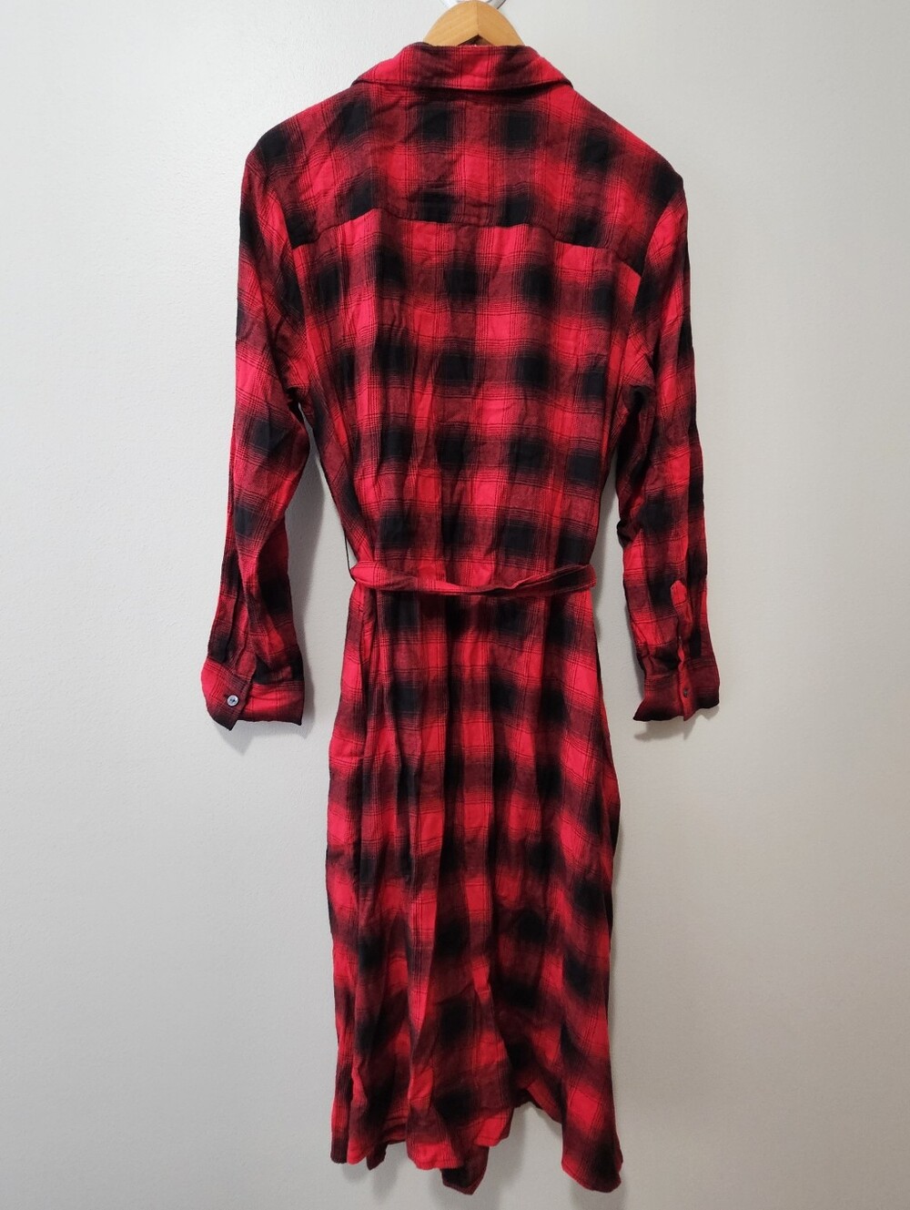 Dress - Picture 5 of 8